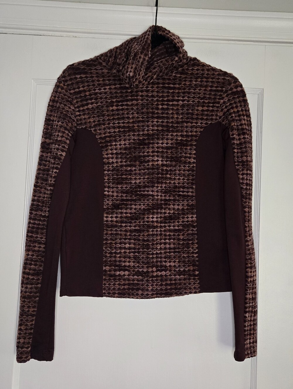 Nike Pro Hyperwarm Long Sleeve Athletic Top in Maroon Pattern Women's Medium